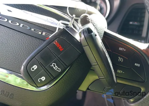 2018 Dodge Challenger R/T z USA, uszkodzony, nr VIN 2C3CDZBT3JH333372